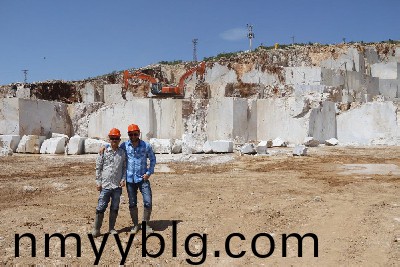 塞(sai)浦路斯灰鑛山