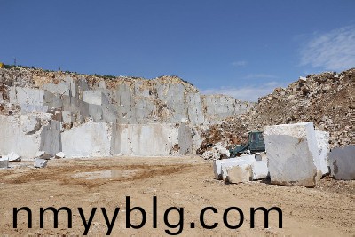 塞(sai)浦路斯灰鑛(kuang)山